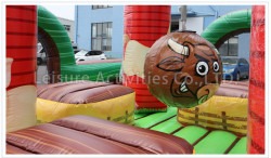 farm wrecking ball inflatable game rental tulsa ok 3 1725465455 Wrecking Ball (Farm)